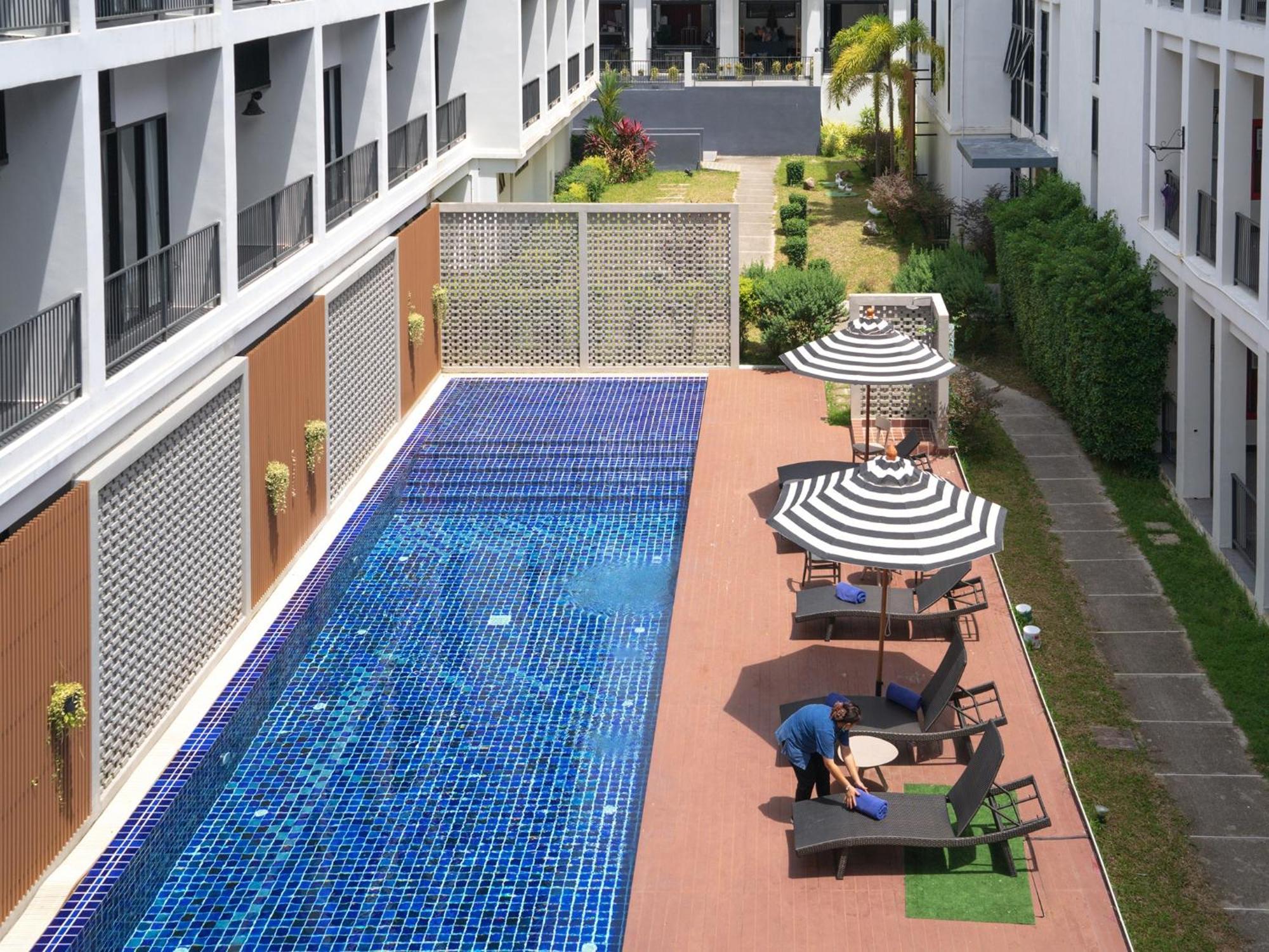 Fortune Riverview Hotel צ'יאנג קונג מראה חיצוני תמונה