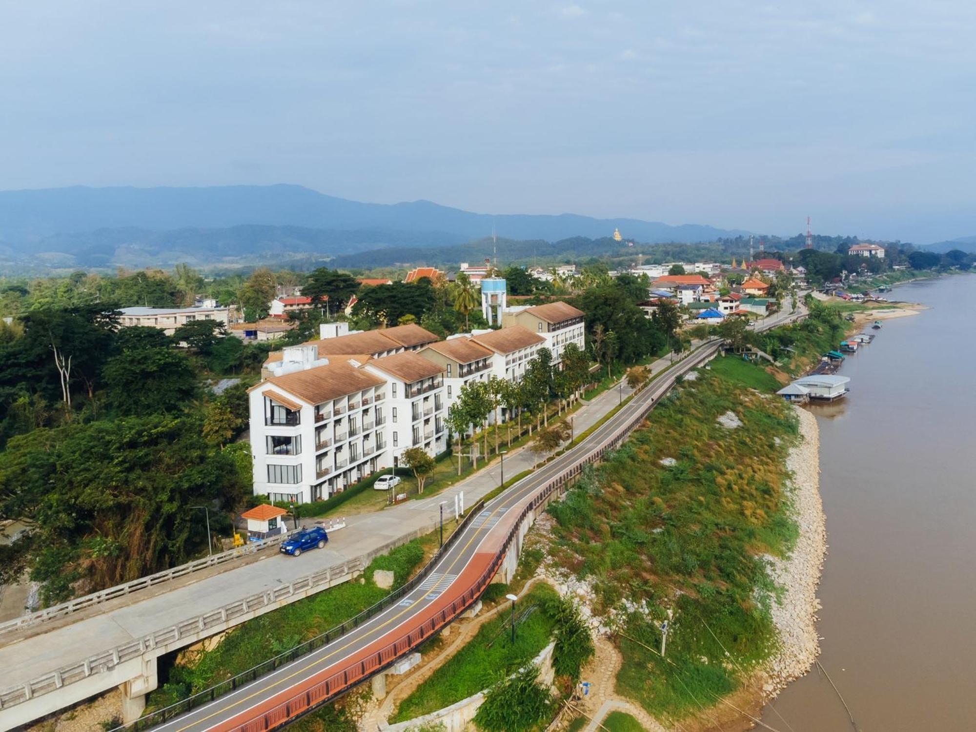 Fortune Riverview Hotel צ'יאנג קונג מראה חיצוני תמונה